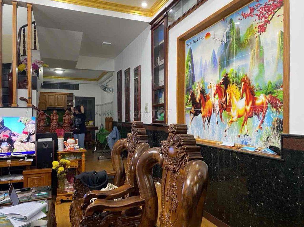 nhà 3 tấm gần ngã ba cây điệp