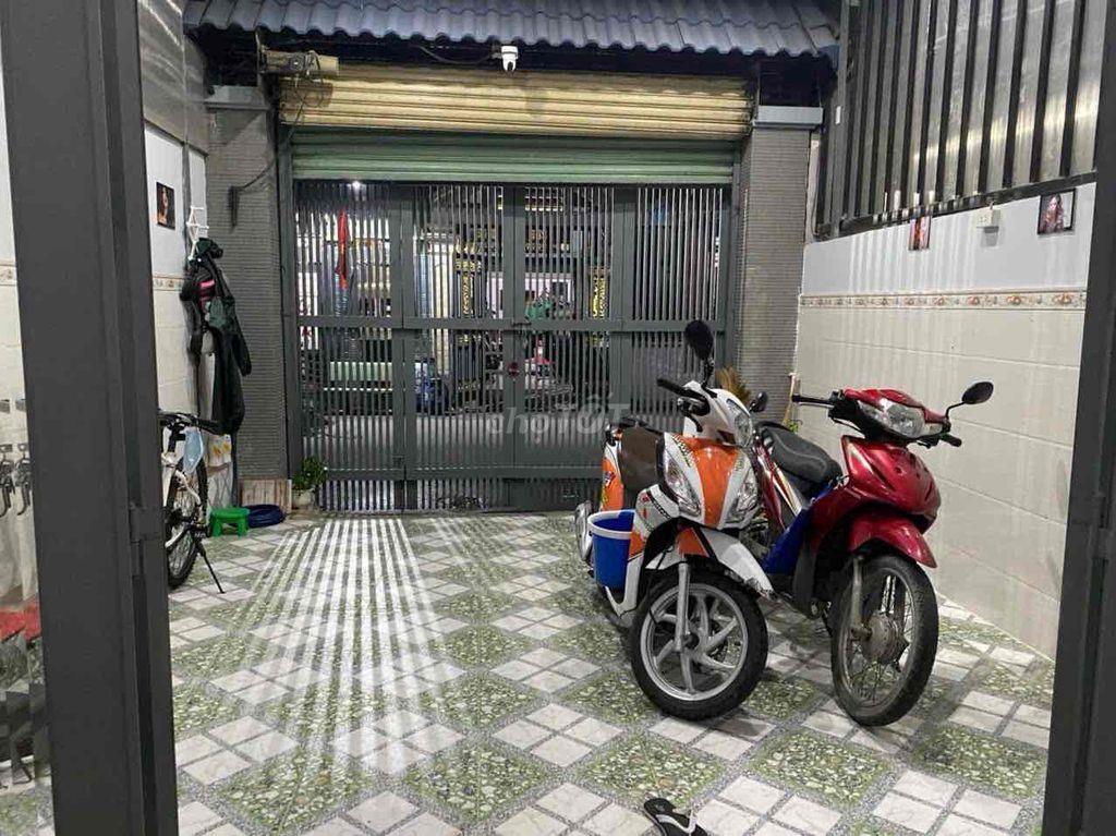 nhà 3 tấm gần ngã ba cây điệp