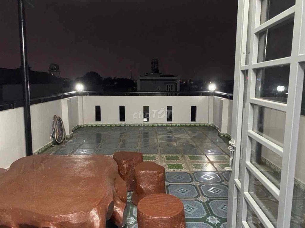 nhà 3 tấm gần ngã ba cây điệp