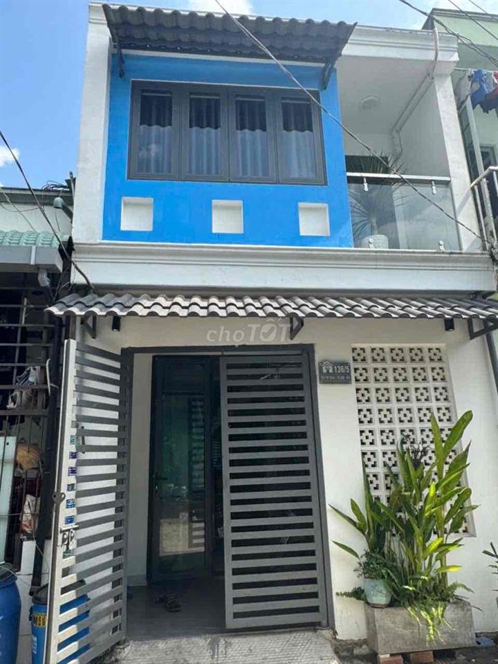Nhà trệt lầu ngay bigc go