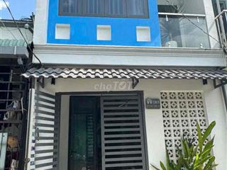 Nhà trệt lầu ngay bigc go