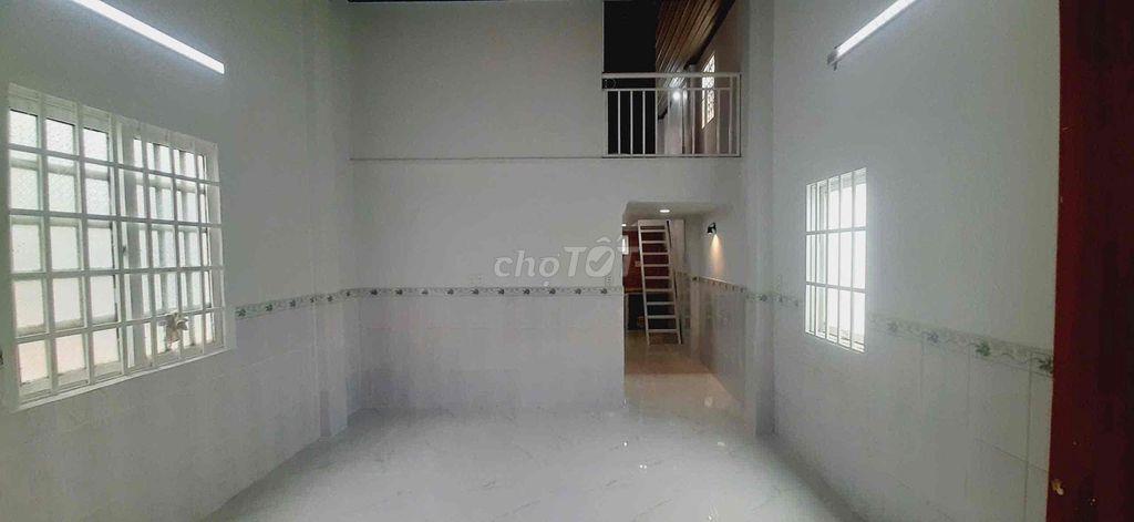 Cần bán căn nhà sổ chung ngay khu chung cư bicon thống nhất binh an