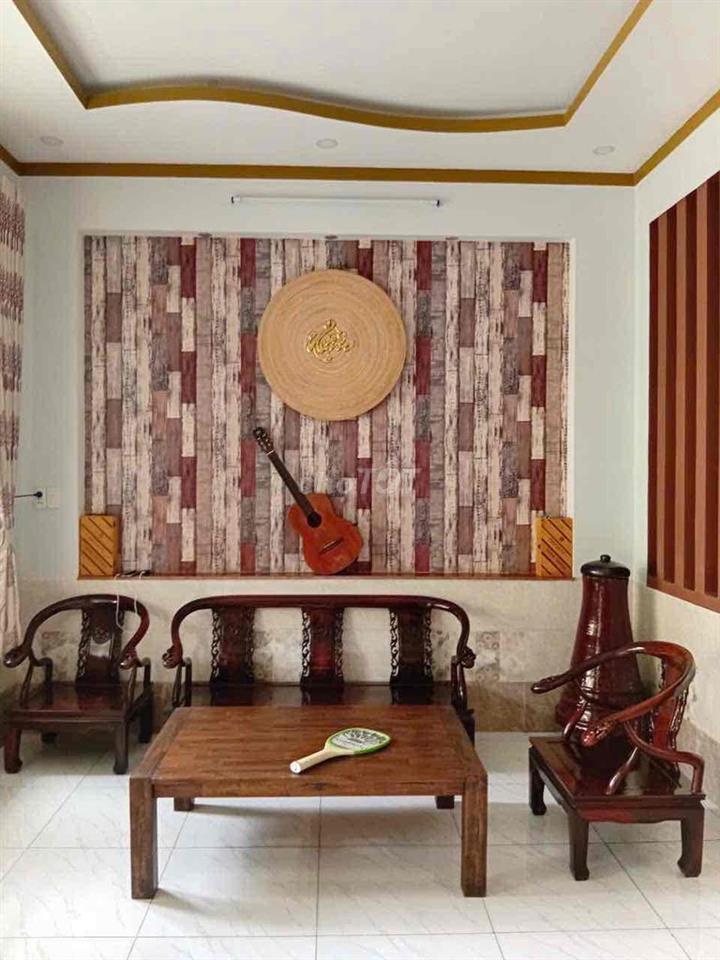 Cần bán nhà trệt lầu ngay sân vận động đông hoà