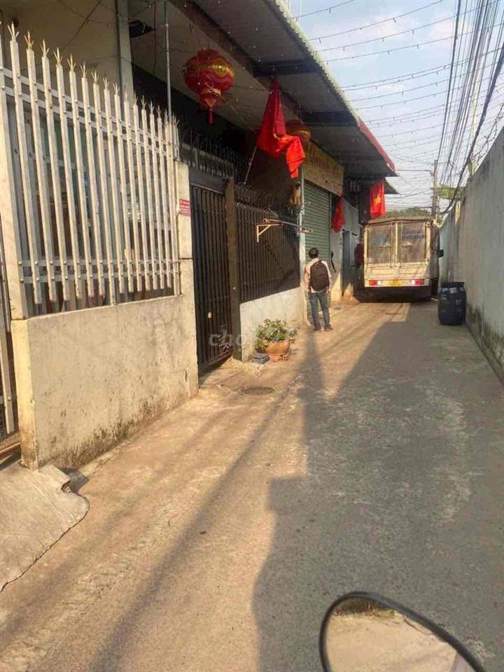 BÁN DÃY TRỌ VSIP 1