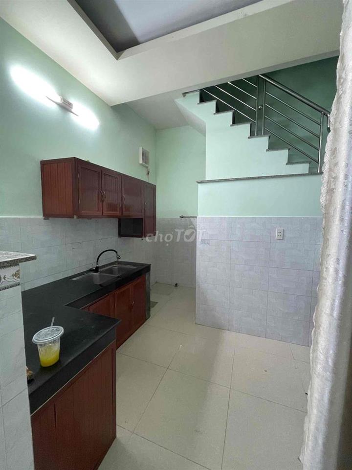 BÁN DÃY TRỌ VSIP 1