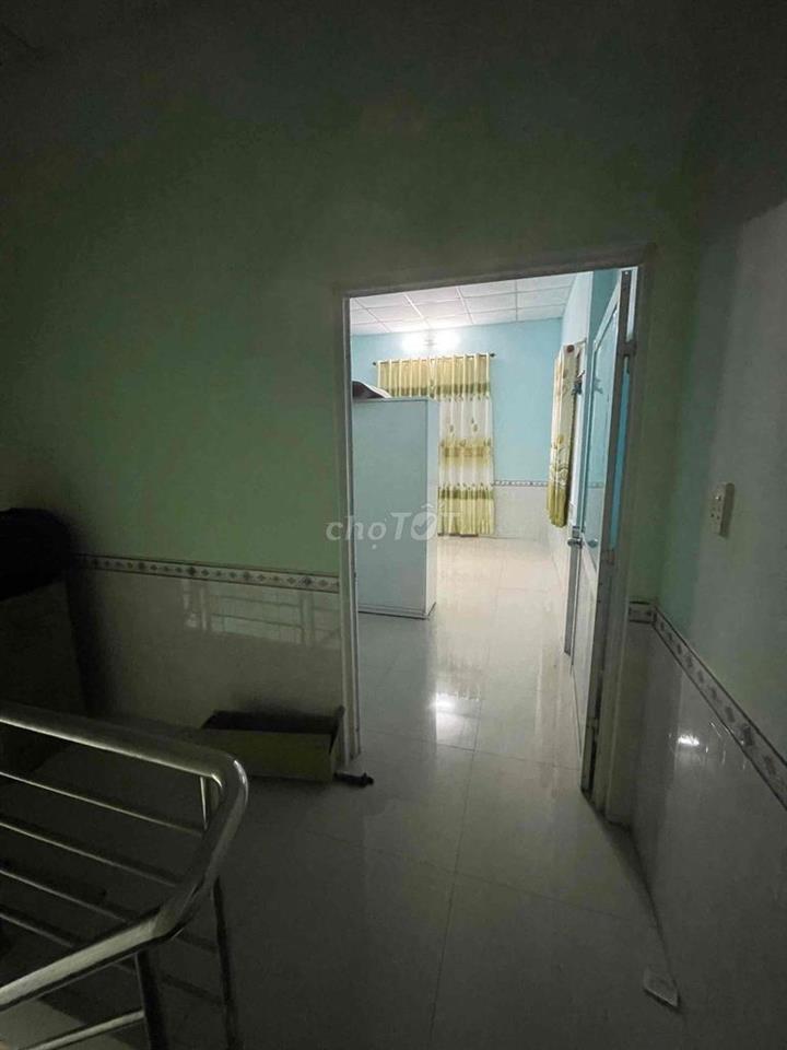 BÁN DÃY TRỌ VSIP 1