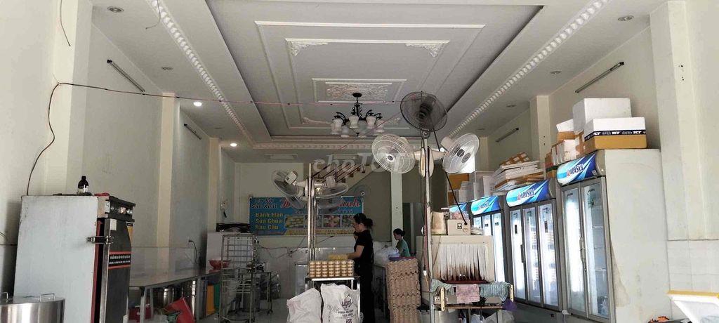 Cần bán mặt bằng kinh doanh rộng rãi đường D9 - KDC Việt Sing