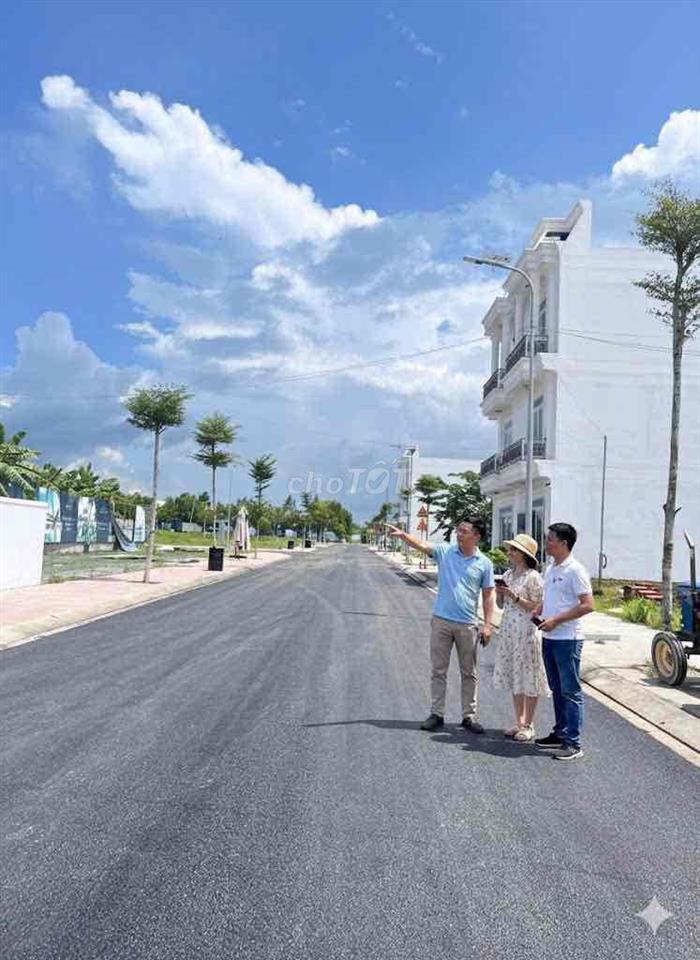 CHÍNH CHỦ BÁN LÔ ĐẤT GẦN KCN VSIP 2 GIÁ 980 triệu, Công Chứng Ngay