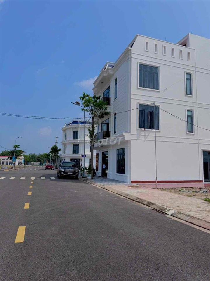 Bán Lô Đất TTHC Tân Uyên Giá 980 Triệu, Sổ Cầm Tay