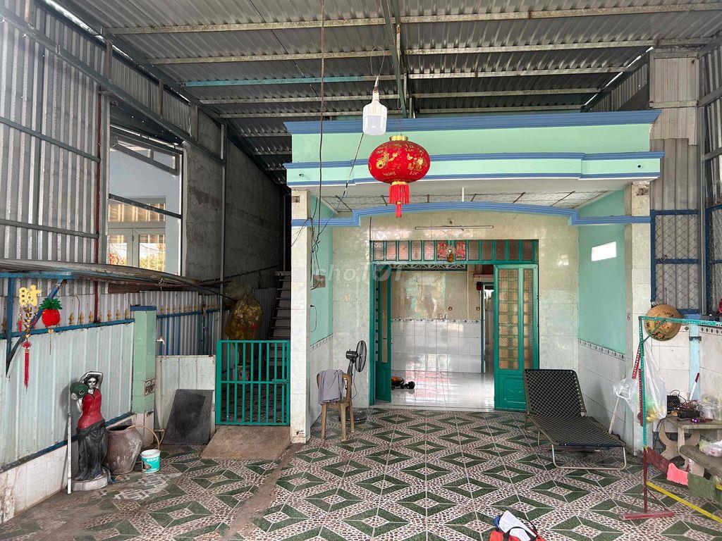 Măt Tiền Tân Phước 6m4 , 28m  (cây xăng Tân Kim)