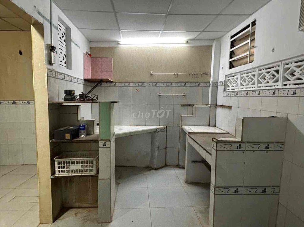 Măt Tiền Tân Phước 6m4 , 28m  (cây xăng Tân Kim)
