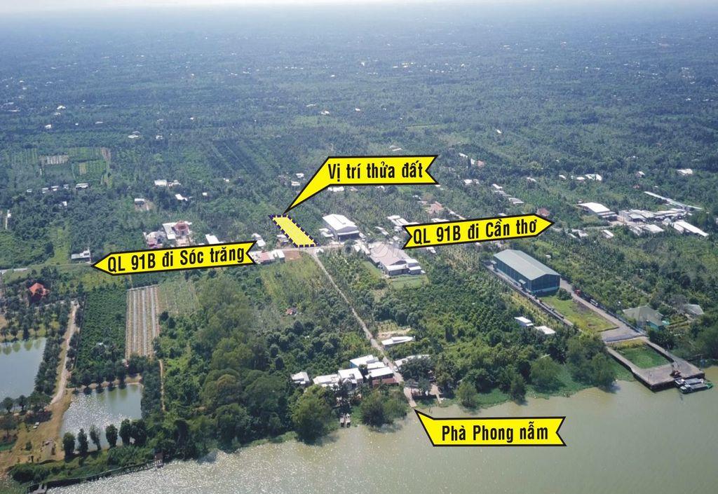 Bán đất thổ cư + đất vườn đang trồng cây ăn quả (cách bờ sông Hậu 50m)