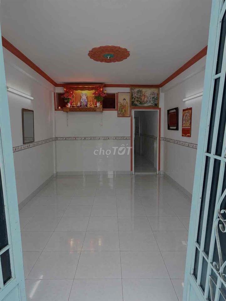 Nhà phố 1 Trệt 2 Lầu nội thất cơ bản cần cho thuê