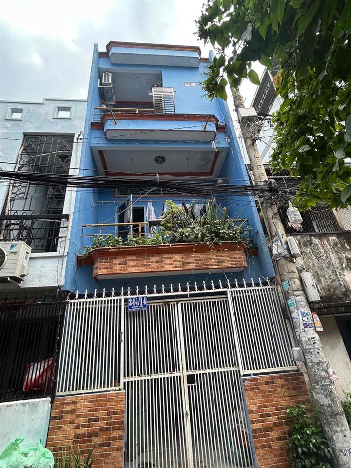 Nhà phố 1 Trệt 2 Lầu nội thất cơ bản cần cho thuê