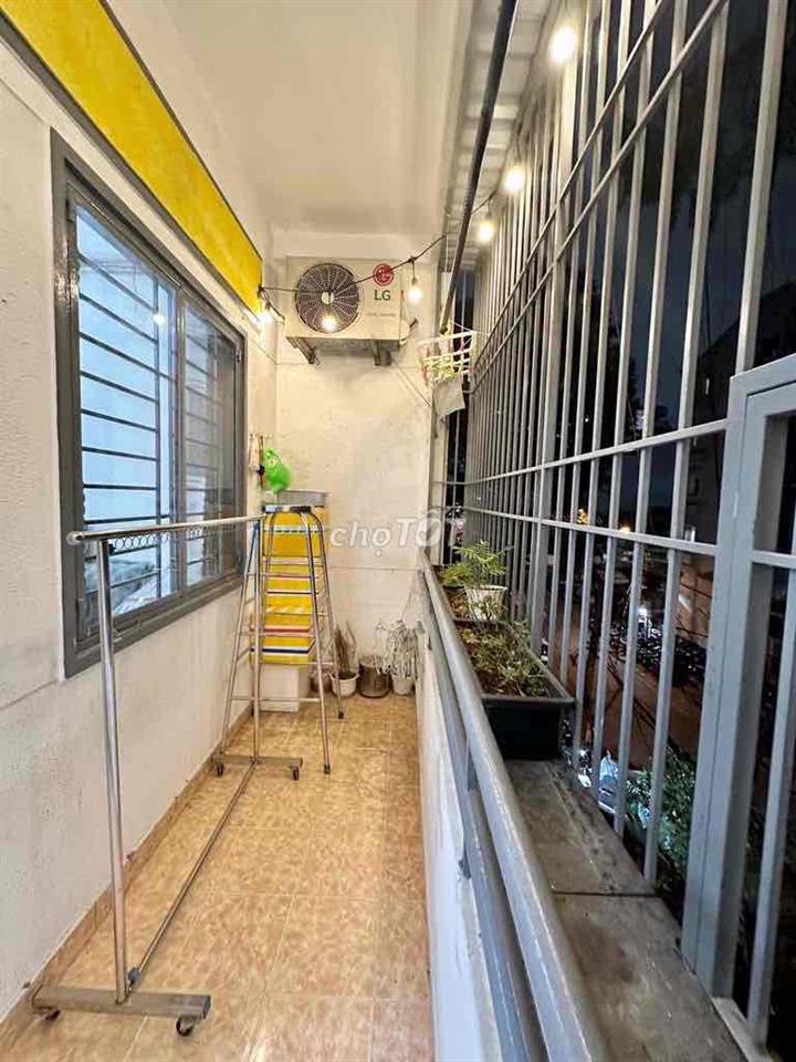 Cho thuê CC Bắc Đinh Bộ Lĩnh 1pn