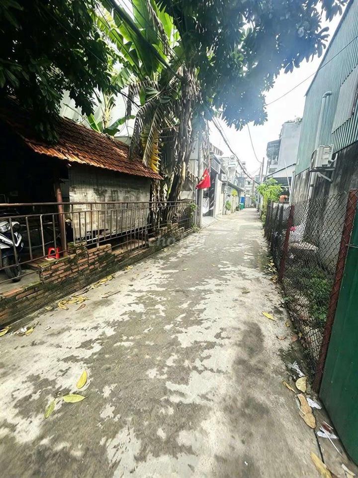 nhà có việc cần bán đất