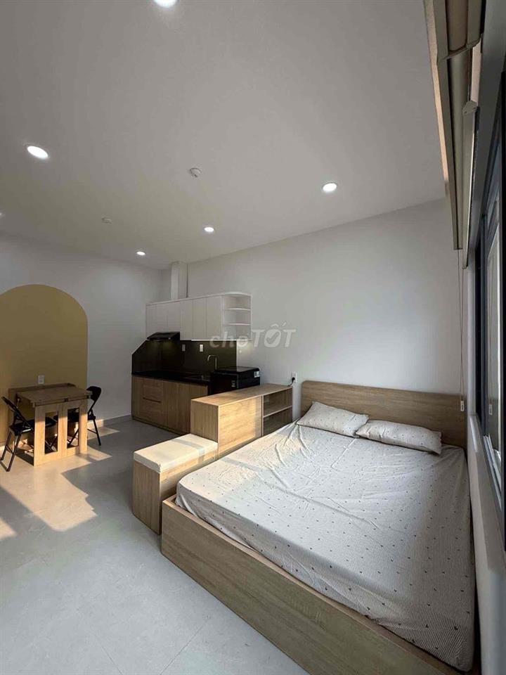 Tháng 11 trống phòng studio full nội thất - chính chủ