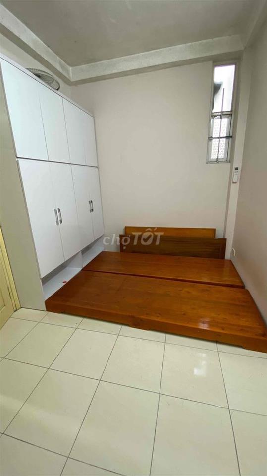 Cho Thuê nhà 5 tầng x 16m2 - Ngõ 82 Hàng Khoai - Hoàn Kiếm - Hà Nội