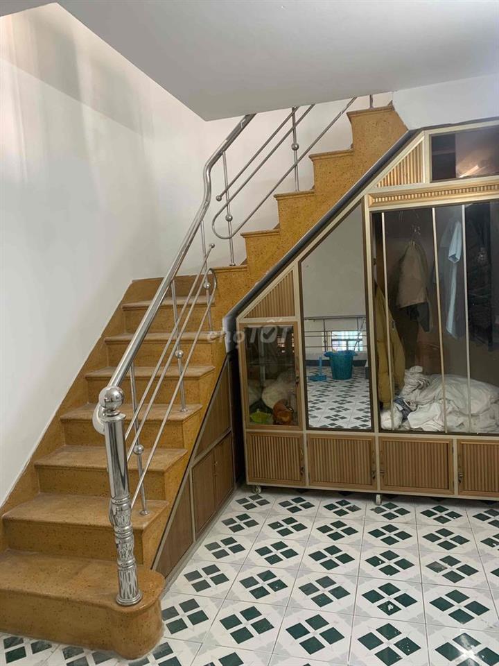 Cần bán nhà 3 tầng k Lê Duẩn -phố thời trang-vị trí VIIP trung tâm Đà