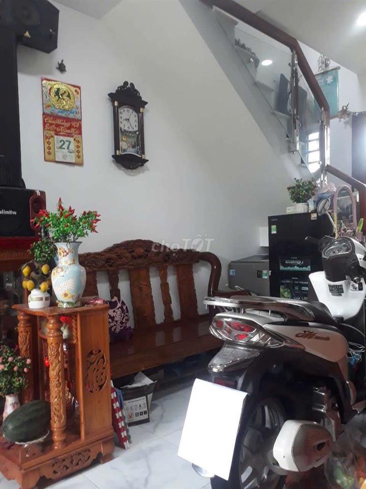 Kẹt tiền bán gấp.