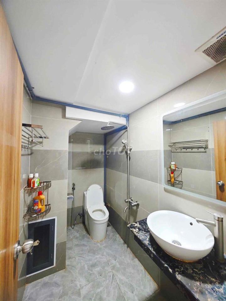 PASS HỢP ĐỒNG 6 tháng ( ký mới cũng chỉ 6 tháng)
