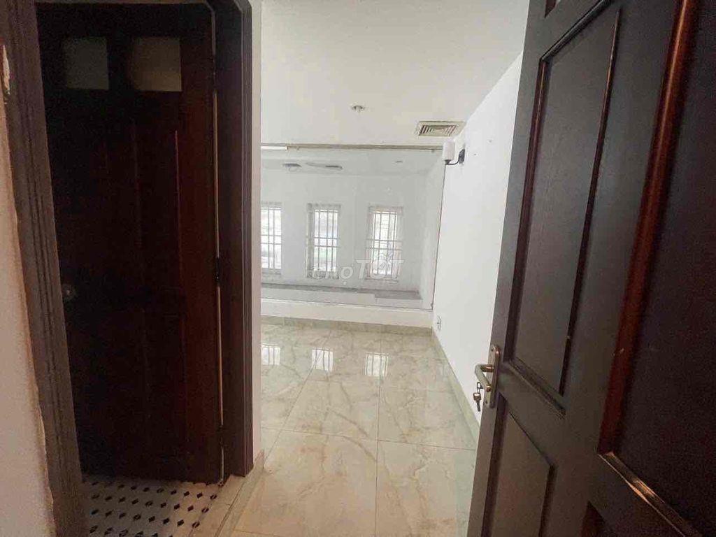 CHO THUÊ PHÒNG TRỌ - MẶT TIỀN - CÓ MÁY LẠNH - TOILET RIÊNG