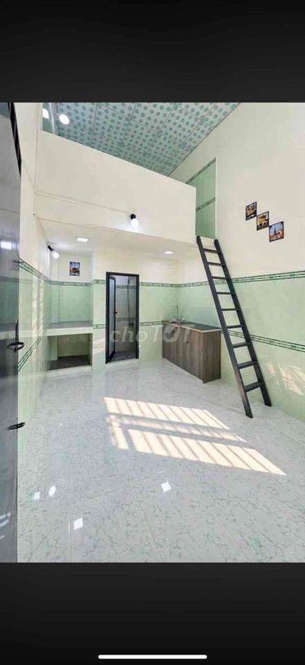 KHAI TRƯƠNG DÃY PHÒNG TRỌ GÁC CAO 2M Ở NGAY ĐH CÔNG THƯƠNG