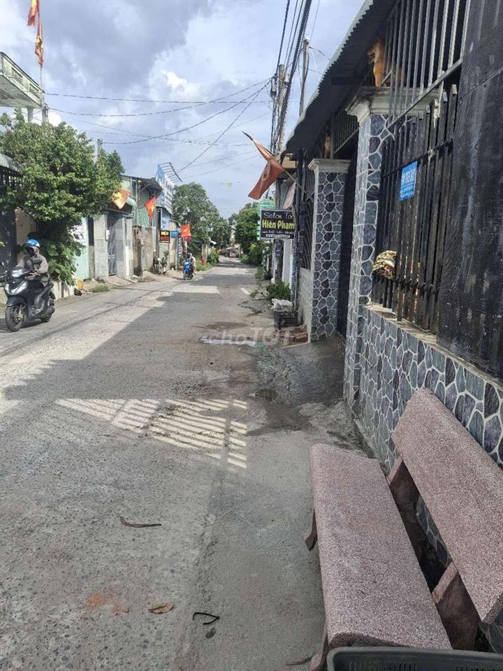Bán nhà sổ chung măt tiền kinh doanh