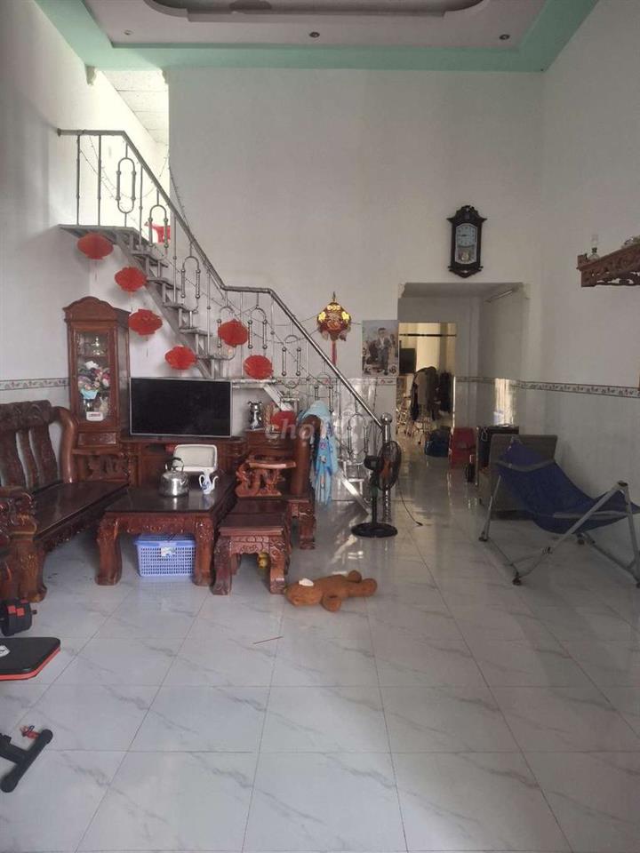 Bán nhà sổ chung măt tiền kinh doanh