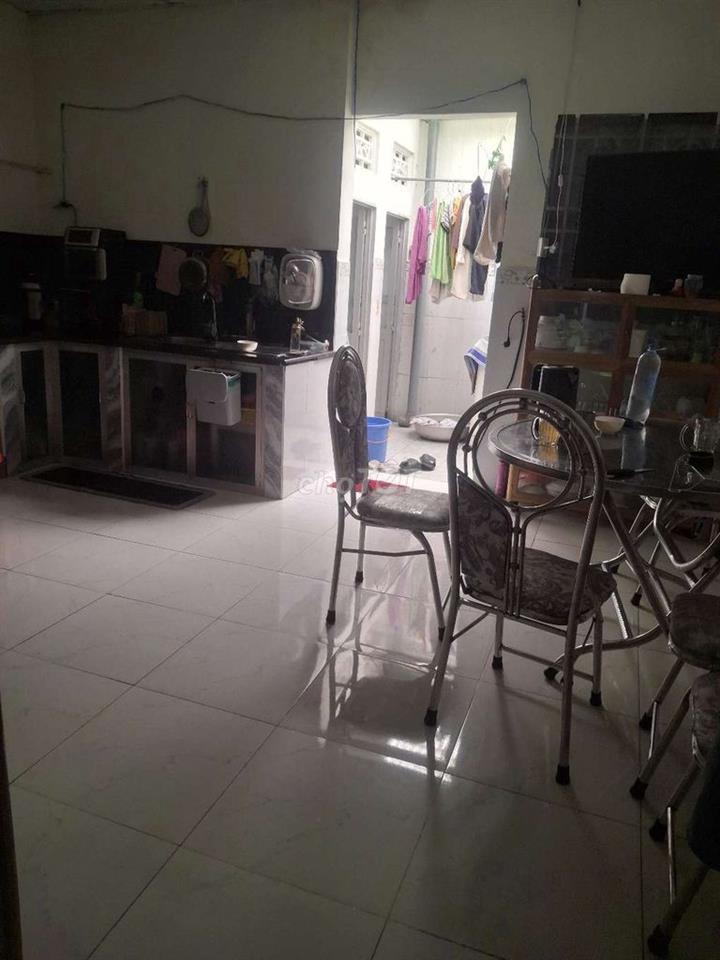 Bán nhà sổ chung măt tiền kinh doanh
