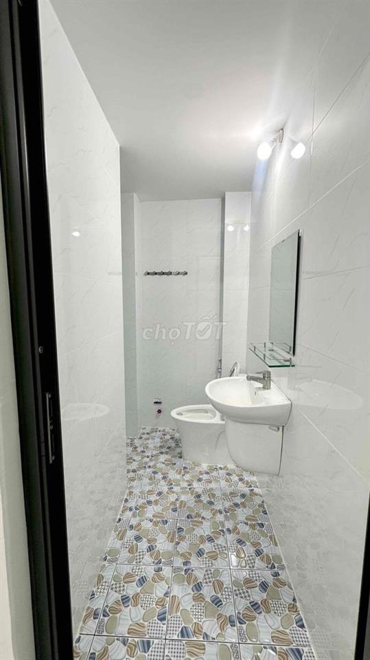 🏡 Nhượng trọ mới xây HĐ 4 th, cửa sổ lớn siêu thoáng, nhiều ánh sáng