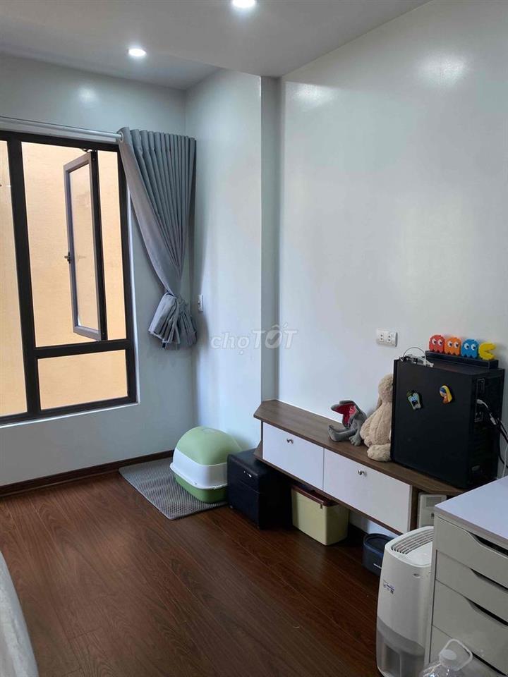 Phòng thông ra đường lớn Trương Định và Minh Khai