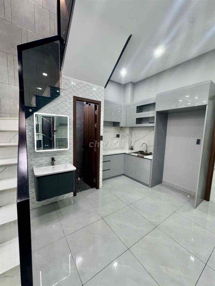 Chính chủ cần bán nhà hẻm 32 Ông Ích Khiêm Q11
