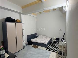Mình cần chuyển nhượng phòng mới xây,nội thất mới đẩy đủ,có hổ trợ phí