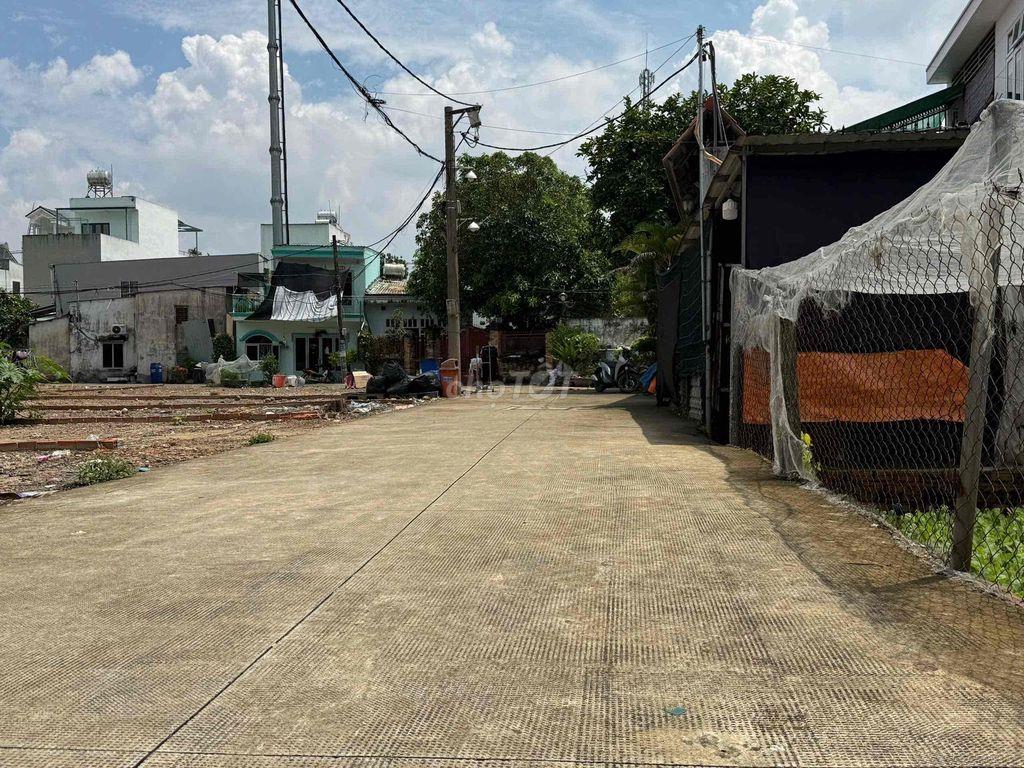 CẦN BÁN SĨ LẺ 7 LÔ ĐẤT  Nguyễn văn bứa 1/ lê thị kim