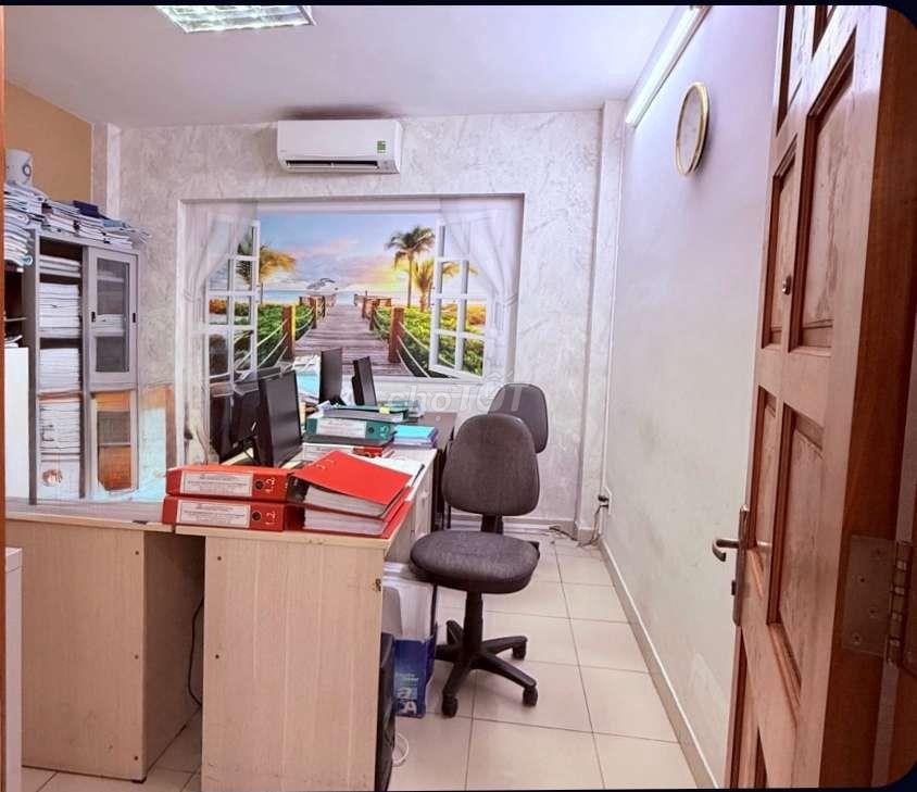 Giá RẺ Nhà Phố Quốc Lộ 13 