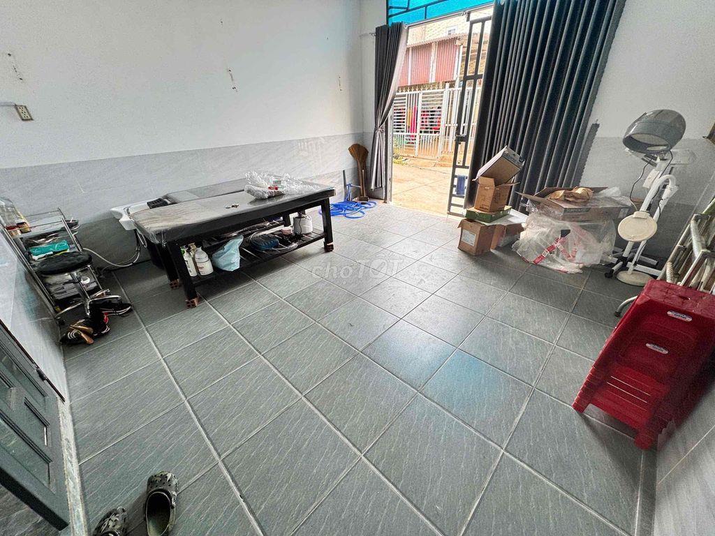 Bán nhà 12x20 hổ cư, sổ hồng riêng, phường Trảng Bom, đường xe hơi, gầ