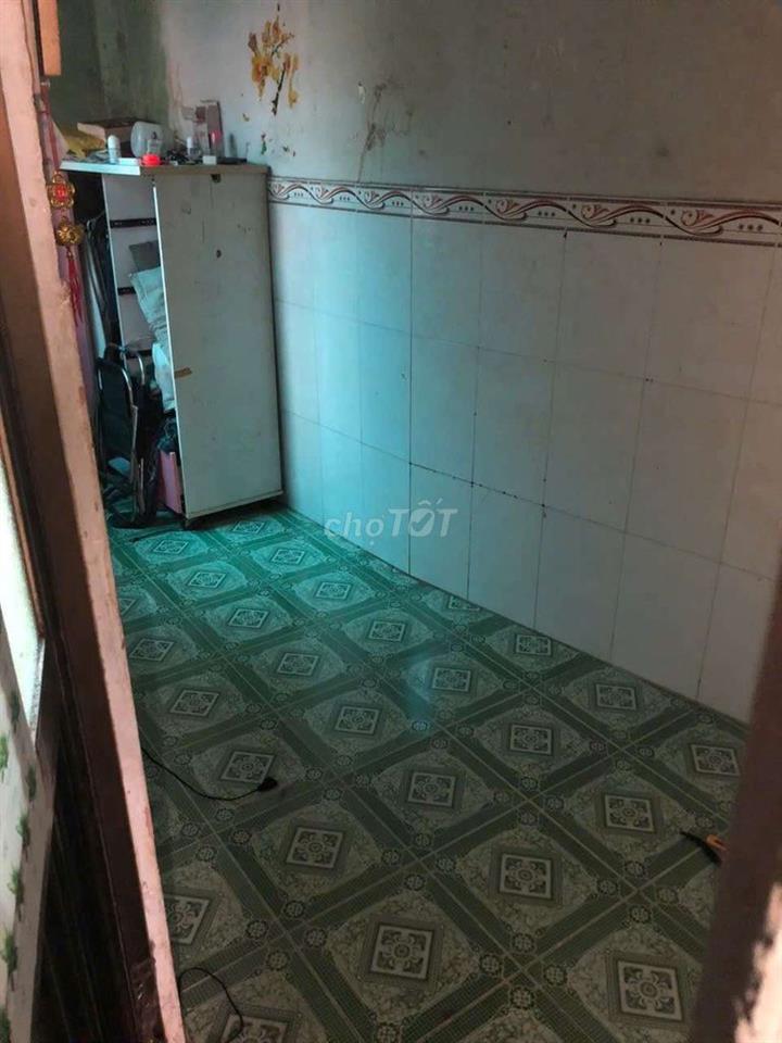 NHÀ GẦN CHUNG CƯ HIMLAM Q6