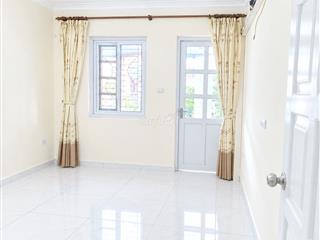 Cho Thuê căn hộ tập thể tầng 4 Nhà A1 - Ngõ 45 Chùa Bộc