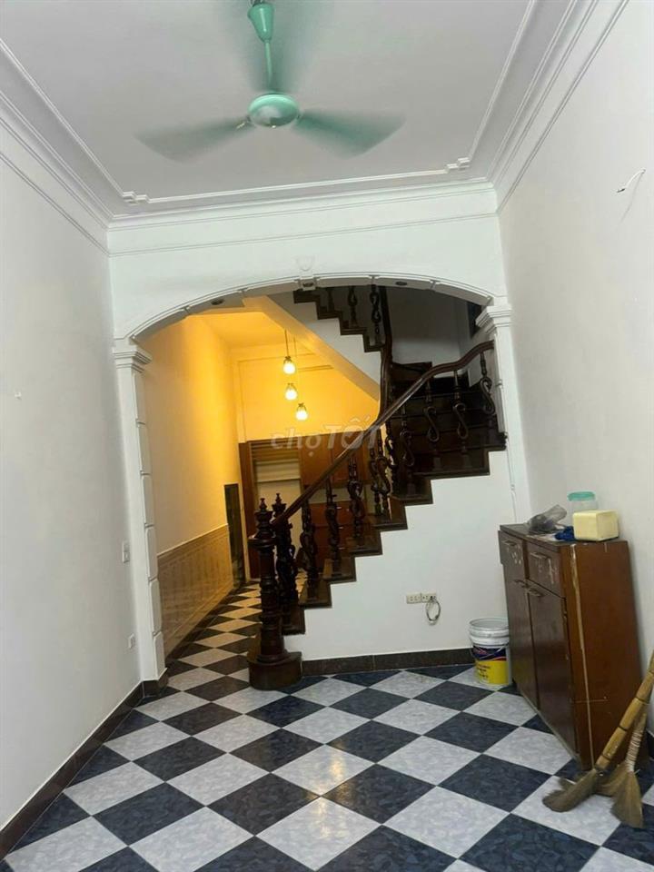 Cho thuê nhà ngõ văn hương