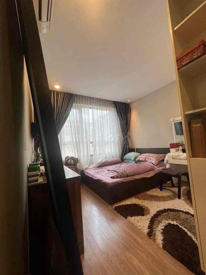 Ở GHÉP PHÒNG MASTER GOLDVIEW