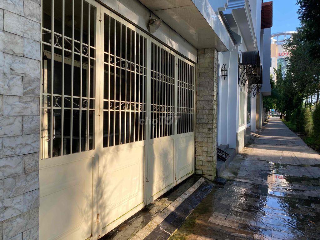 Cần bán Nhà mặt phố Tôn Đức Thắng, phường Phú Thủy