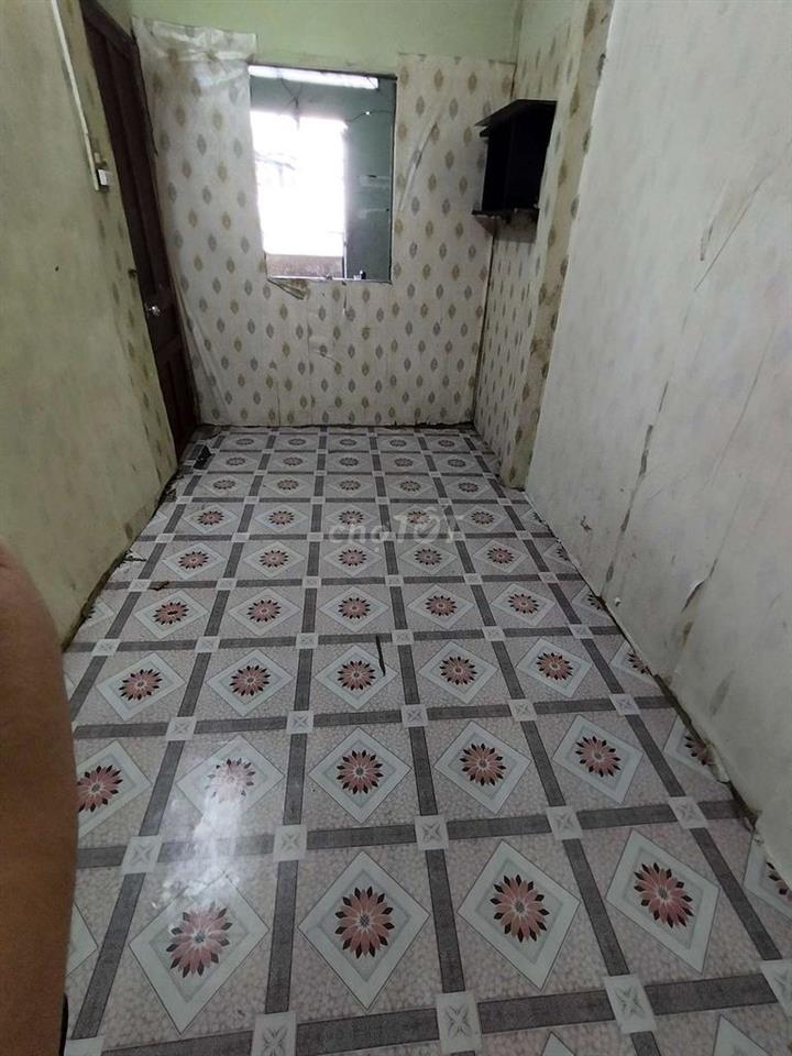 Phòng trọ sinh viên giá rẻ đường mặt tiền chợ