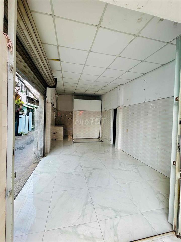cho thuê mặt bằng mặt tiền hẻm 479 cách quốc lộ 13 khoảng 10m