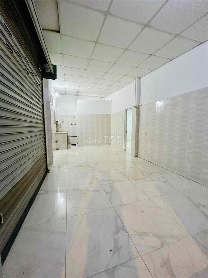 cho thuê mặt bằng mặt tiền hẻm 479 cách quốc lộ 13 khoảng 10m