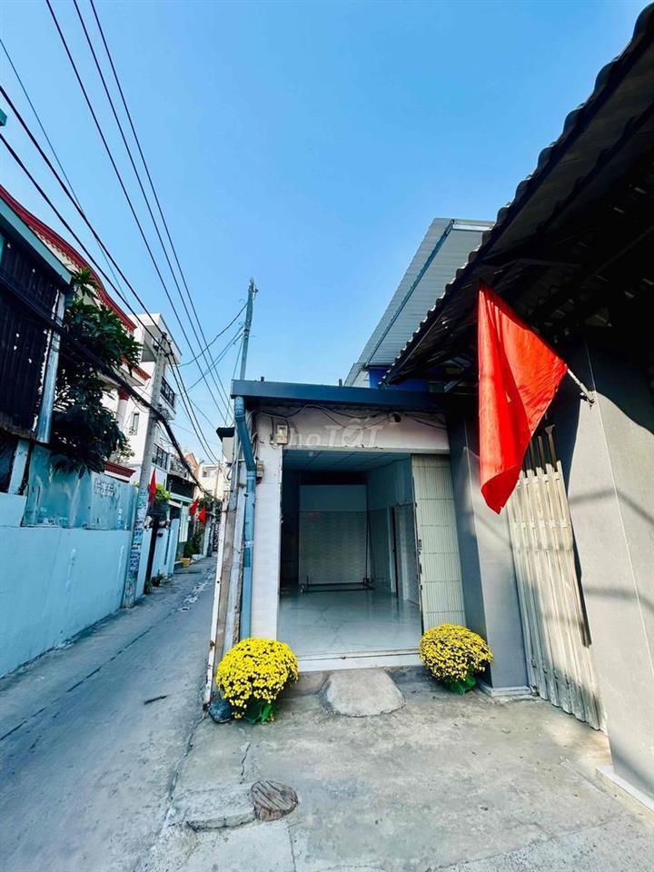 cho thuê mặt bằng mặt tiền hẻm 479 cách quốc lộ 13 khoảng 10m