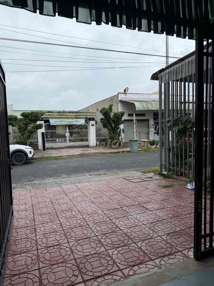 NHÀ BÁN