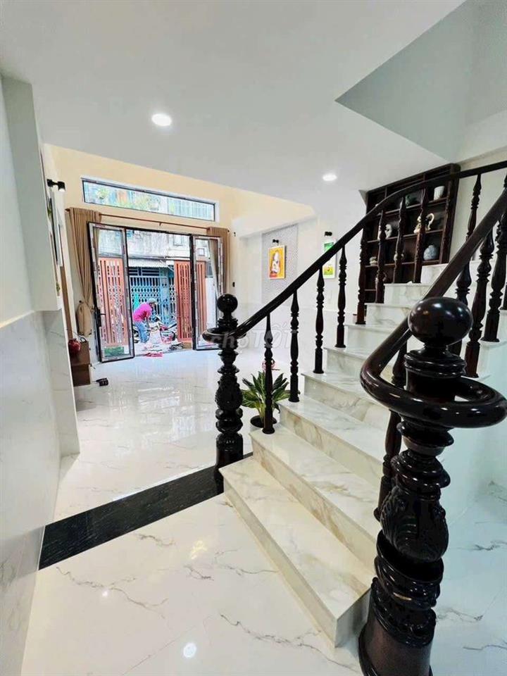 Bán nhà đường Mai Hắc Đế P15 Q8 