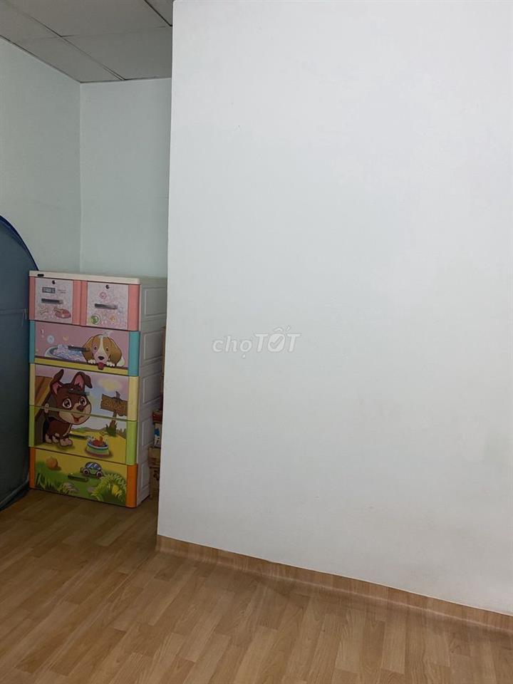 Nhà Tân Xuân 3, cách đường Tân Xuân 3 chỉ 1 căn