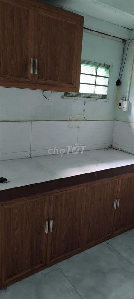 Nhà Tân Xuân 3, cách đường Tân Xuân 3 chỉ 1 căn